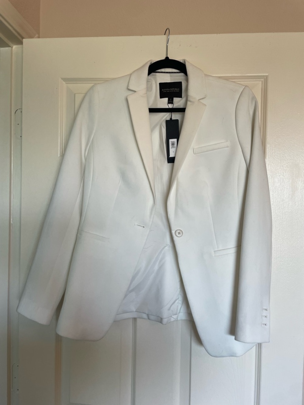 Banana Republic White Tailored Women's Tuxedo Blazer (Long and Lean Fit)